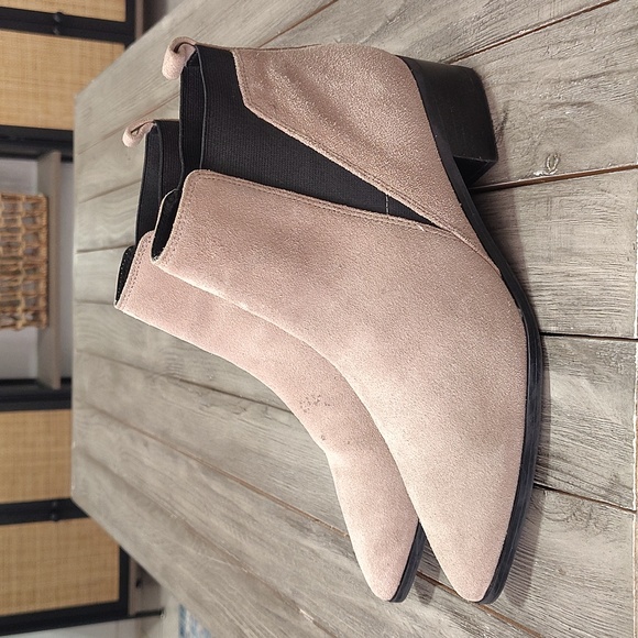Marc Fisher Suede Ankle Boots In Light Tan Size Woman's 9 - Picture 7 of 11